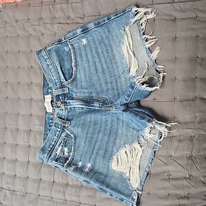 A&F Mid Rise Boyfriend Short sz 25